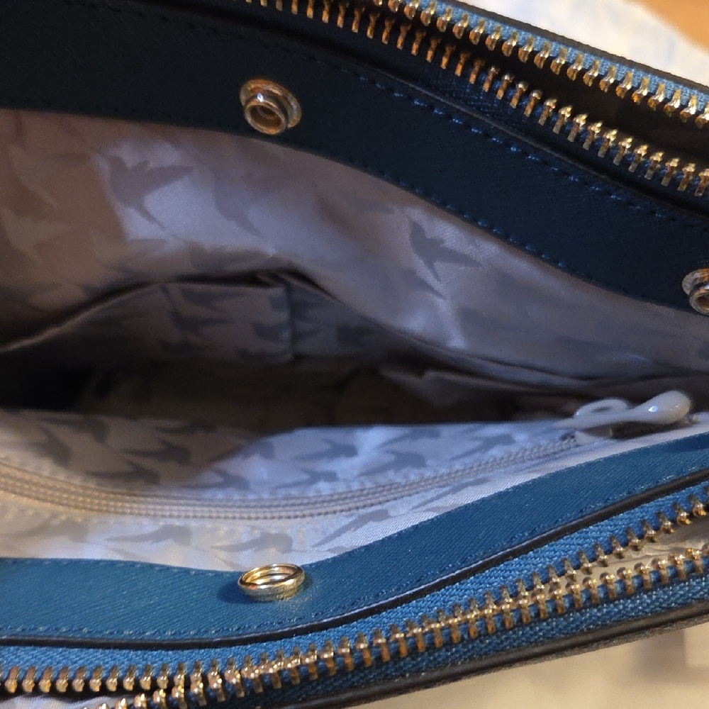 Lo & Sons Pearl – Saffiano Leather – Pacific Blue – Gold Hardware NWT - Picture 6 of 8